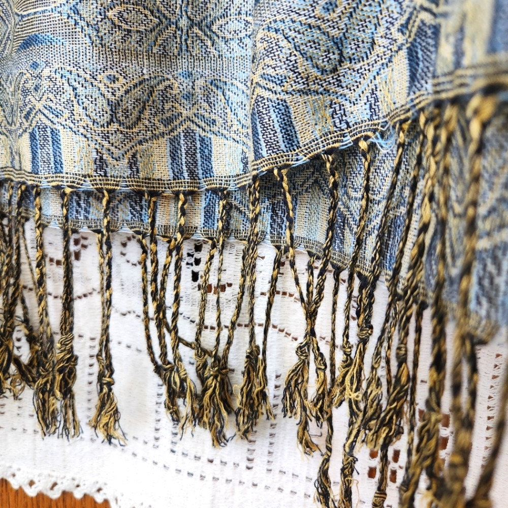 Elegant Paisley Scarf in Blue and Gold - Picture 11 of 14